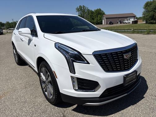 Crystal White Tricoat 2024 Cadillac XT5 Premium Luxury