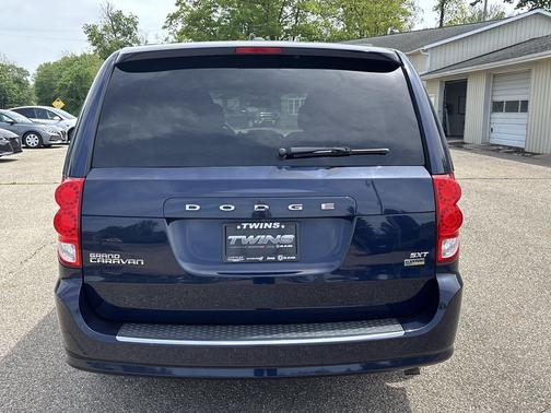 True Blue Pearlcoat 2016 Dodge Grand Caravan SXT