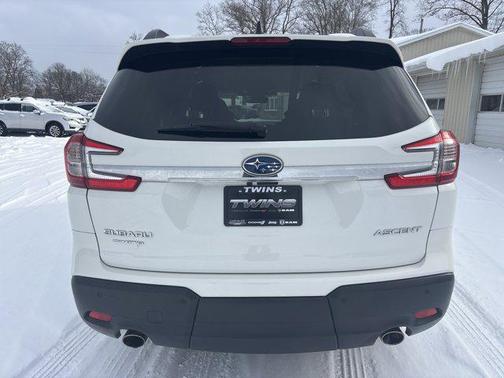 2024 Subaru Ascent Premium 7-Passenger