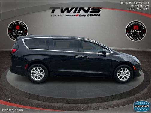 2020 Chrysler Pacifica Touring