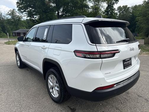 PW7 Bright White Clear Coat 2026 Jeep Grand Cherokee L Laredo