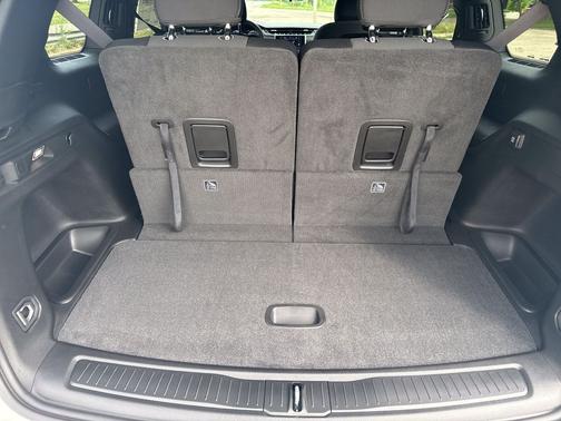 PW7 Bright White Clear Coat 2026 Jeep Grand Cherokee L Laredo