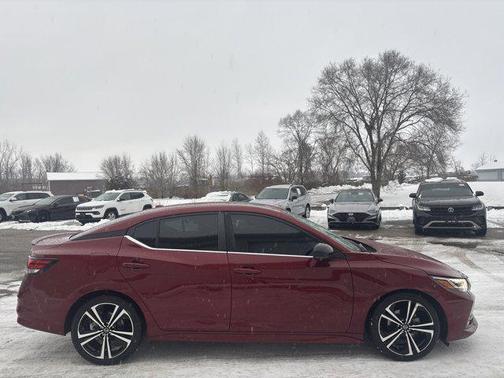 2022 Nissan Sentra SR