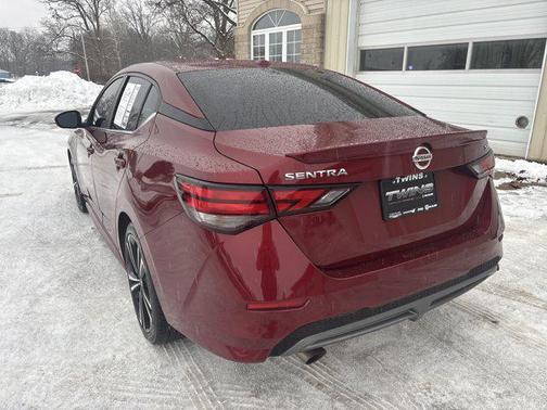 2022 Nissan Sentra SR