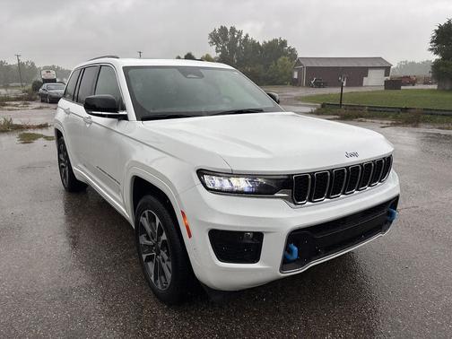Bright White Clearcoat 2024 Jeep Grand Cherokee 4xe Overland