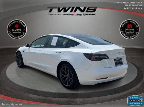 2022 Tesla Model 3 Standard Range