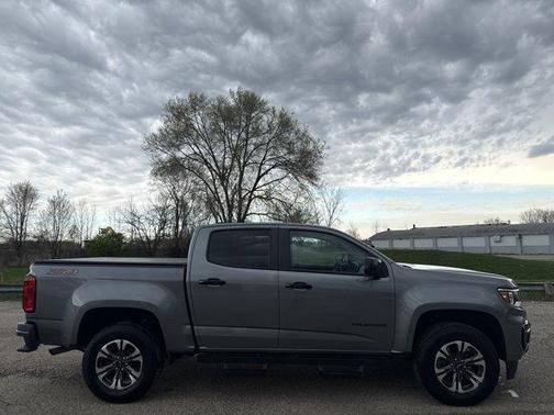 Satin Steel Metallic 2022 Chevrolet Colorado Z71