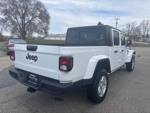 2023 Jeep Gladiator Sport S