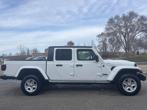 2023 Jeep Gladiator Sport S