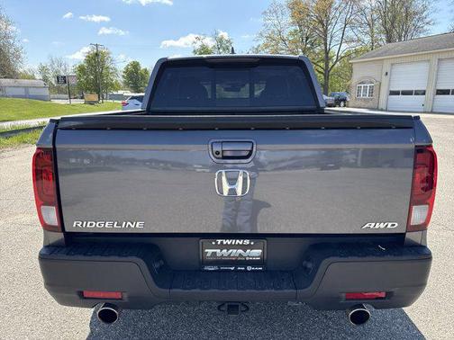 Gray 2023 Honda Ridgeline RTL