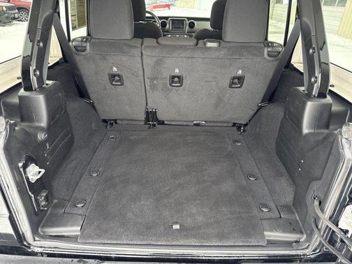 2022 Jeep Wrangler Willys