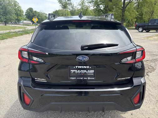 Crystal Black Silica 2025 Subaru Crosstrek Premium