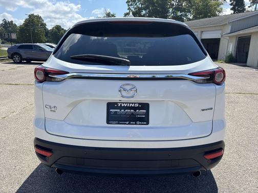 Snowflake White Pearl Mica 2022 Mazda CX-9 Touring Plus