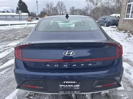 2021 Hyundai SONATA SE