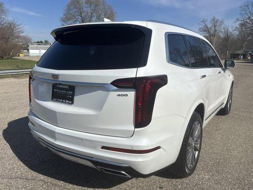 Crystal White Tricoat 2021 Cadillac XT6 Premium Luxury AWD