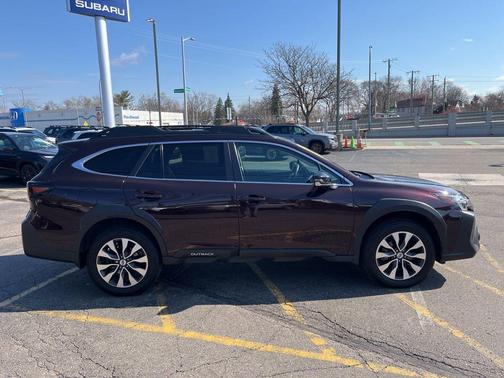 Dark Mahogany Pearl 2023 Subaru Outback Limited