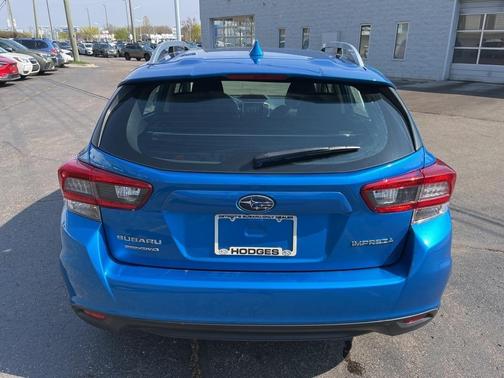 2023 Subaru Impreza 2.0i Premium