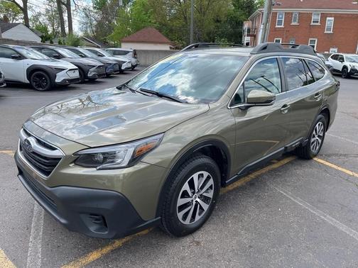 2022 Subaru Outback Premium