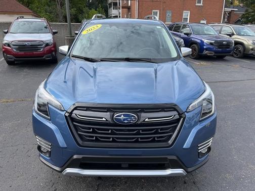 2023 Subaru Forester Touring
