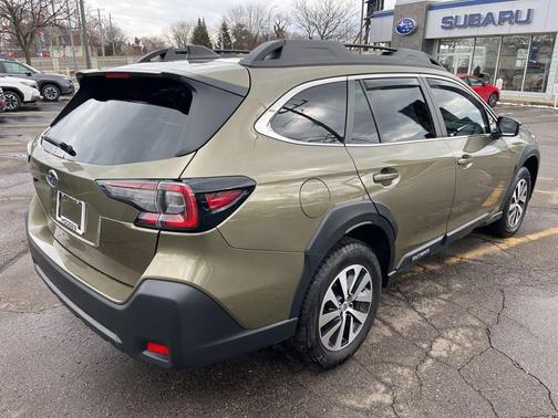 2024 Subaru Outback Premium