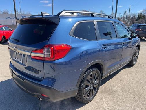 Abyss Blue Pearl 2022 Subaru Ascent Onyx Edition