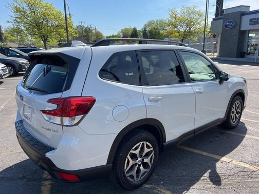 2021 Subaru Forester Premium