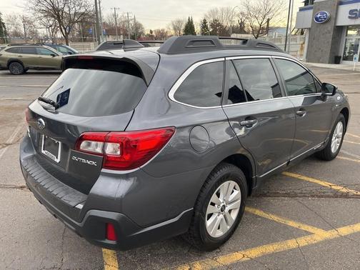 2018 Subaru Outback 2.5i Premium