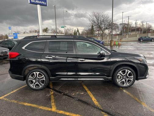 Crystal Black Silica 2023 Subaru Ascent Touring 7-Passenger