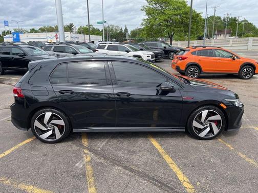 Deep Black Pearl Effect 2023 Volkswagen Golf GTI 2.0T SE