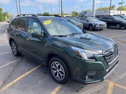 2022 Subaru Forester Premium