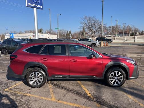 2023 Subaru Outback Premium