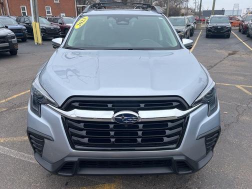 2023 Subaru Ascent Limited 8-Passenger
