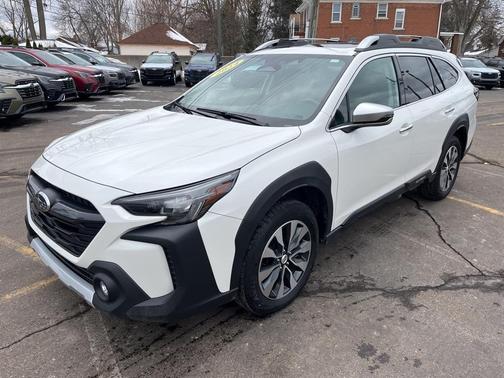 2024 Subaru Outback Touring