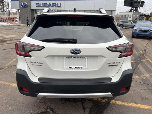 2024 Subaru Outback Touring