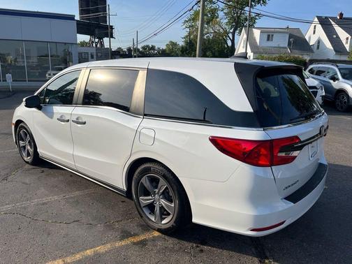 Platinum White Pearl 2021 Honda Odyssey EX