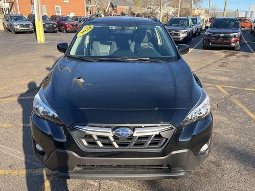 Crystal Black Silica 2023 Subaru Crosstrek Premium