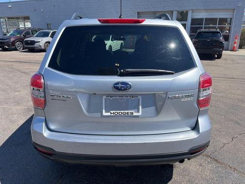 Ice Silver Metallic 2014 Subaru Forester 2.5i Premium
