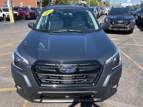 2022 Subaru Forester Premium
