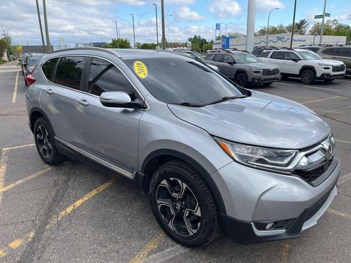 Lunar Silver Metallic 2019 Honda CR-V Touring