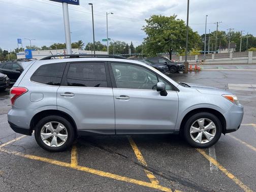 2014 Subaru Forester 2.5i Touring