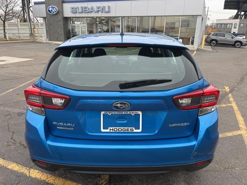 2023 Subaru Impreza Base