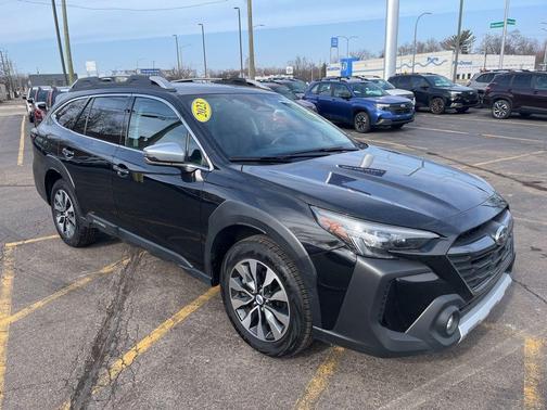 2023 Subaru Outback Touring XT