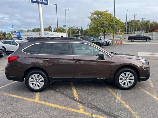 2019 Subaru Outback 2.5i Premium