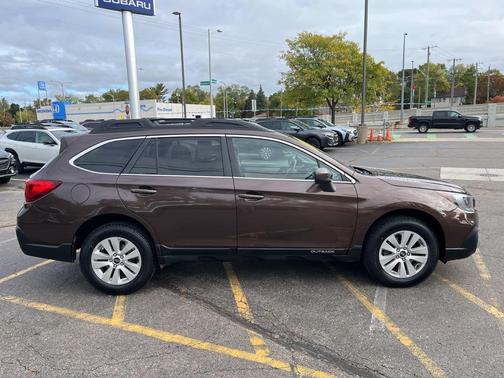 2019 Subaru Outback 2.5i Premium