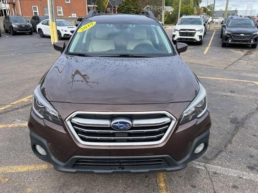 2019 Subaru Outback 2.5i Premium