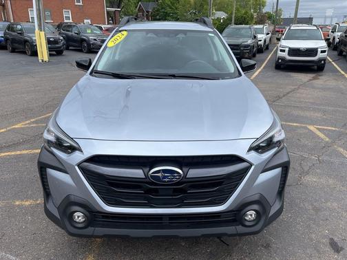 Ice Silver Metallic 2024 Subaru Outback Premium