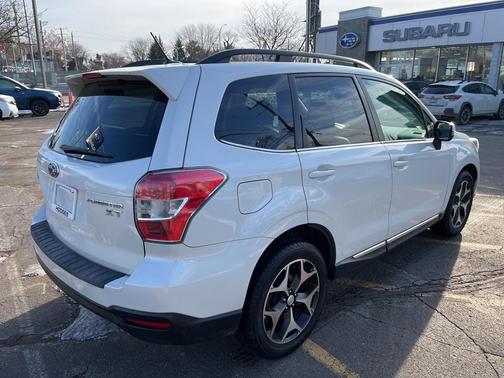 2015 Subaru Forester 2.0XT Touring