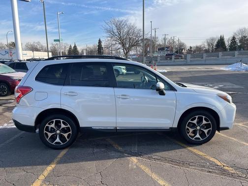 2015 Subaru Forester 2.0XT Touring