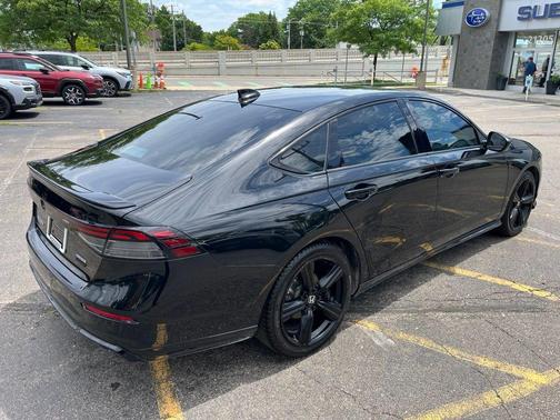 Crystal Black Pearl 2024 Honda Accord Hybrid Sport-L