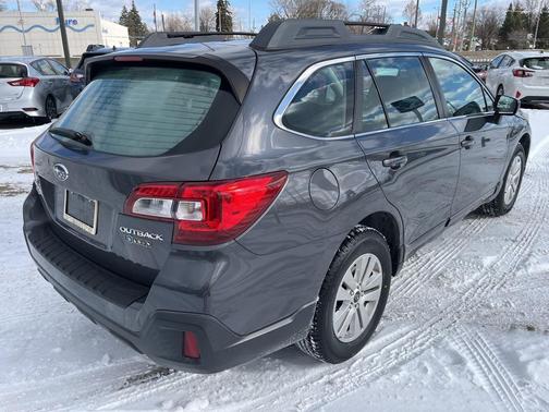 2018 Subaru Outback 2.5i